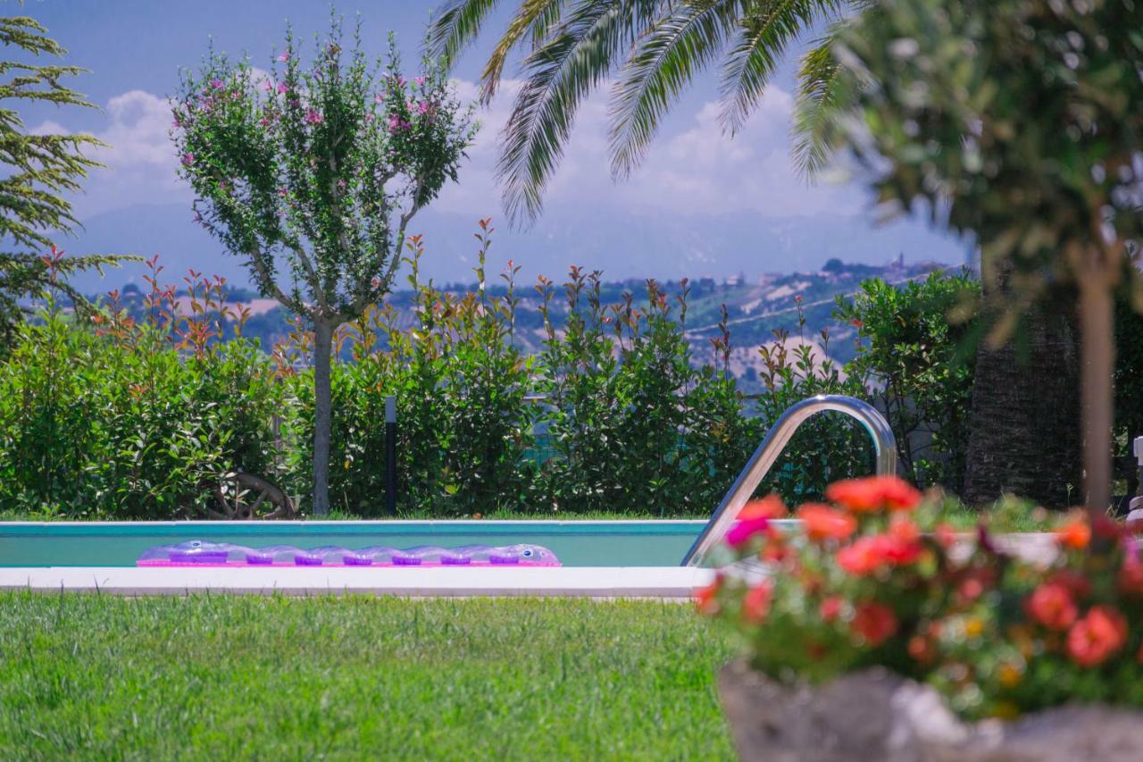 Gli Orti Di San Giacomo Bed and Breakfast Monteprandone Esterno foto