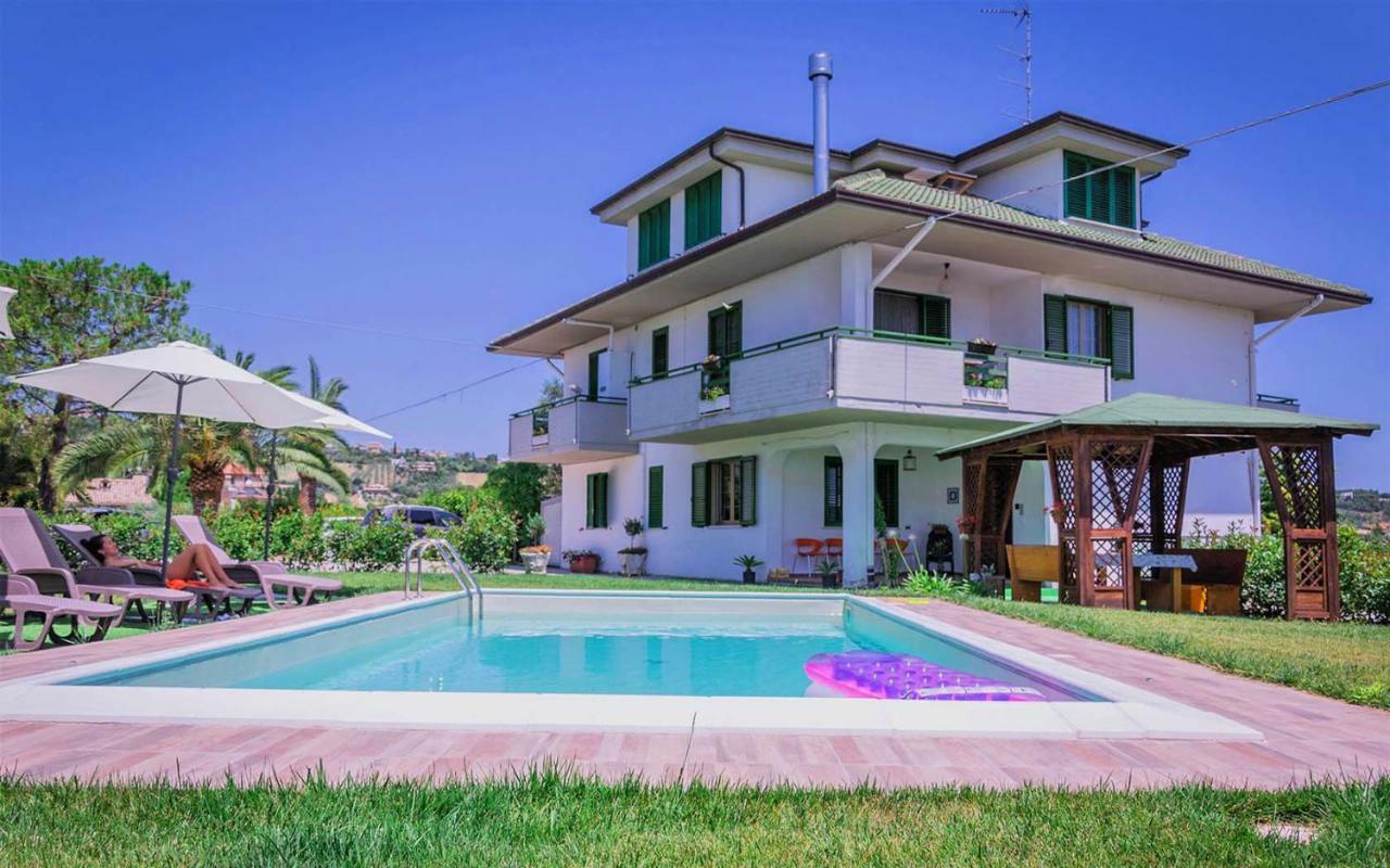 Gli Orti Di San Giacomo Bed and Breakfast Monteprandone Esterno foto